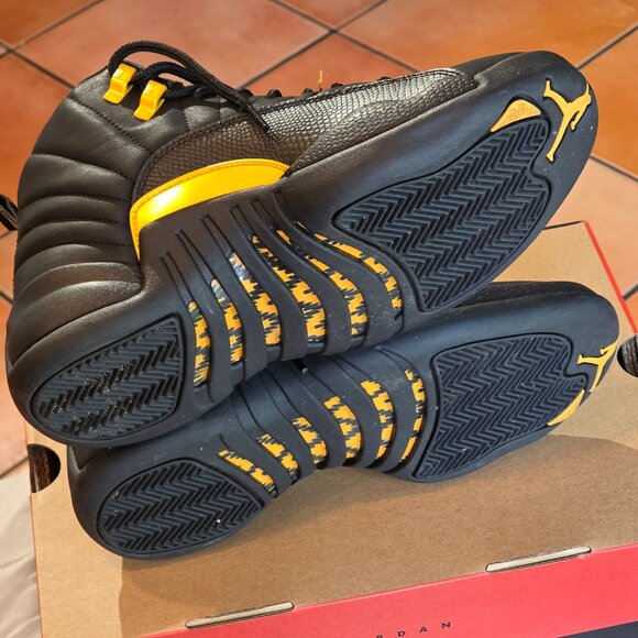 Nike Air Jordan 12 Retro Shoes in Black and Taxi Colorway (Size 6.5 Mens) - Picture 9 of 10